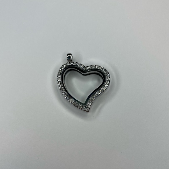 Radiant Sparkle Silver-Tone Gem Dazzle Heart Locket - Picture 2 of 4